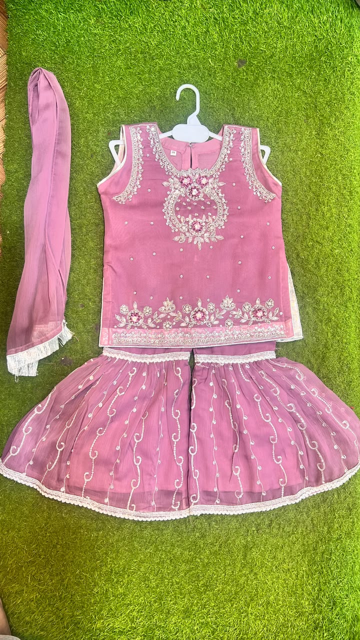Matka Garara Handwork Suit - 2