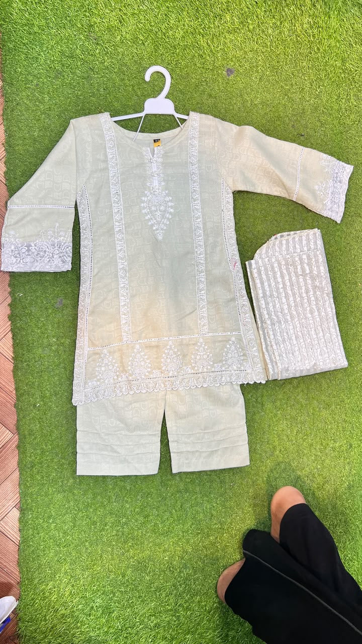 Pure Cotton Scallop Embroidered Suit - 3