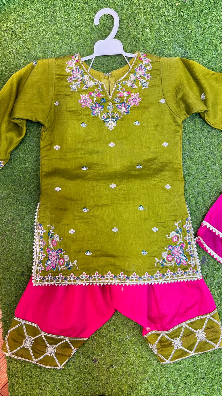 Russian Silk Embroidered Farshi Suit